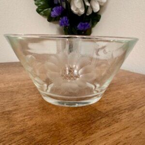 Vintage Cornflower Etched Glass Bowl Elegant Clear Serving Dish Mid-Century Cana